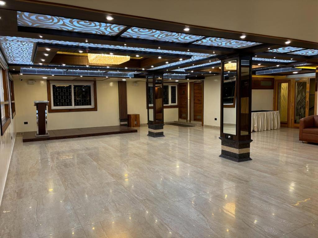 Hotel Golden Orbit Asansol Exterior photo